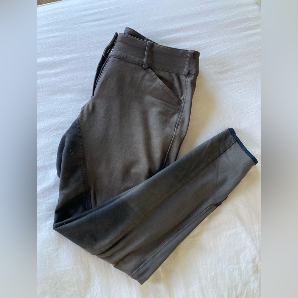 Great condition Pikeur Cindy full seat breeches US sz 28. dark brown